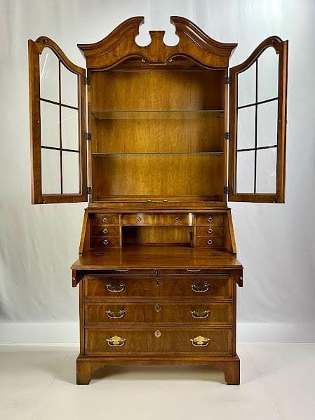 Vintage White Fine Furniture Chippendale Style Secretary Desk - Thumbnail 3