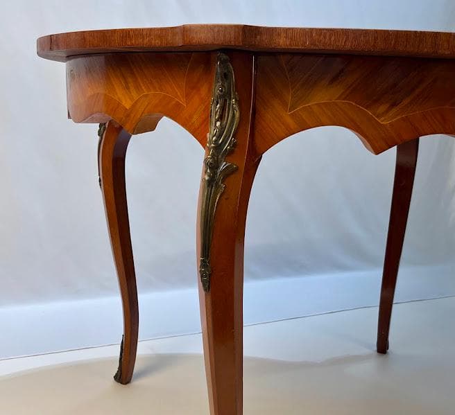 French Louis XV Style Marquetry & Gilt Bronze Table - Thumbnail 6