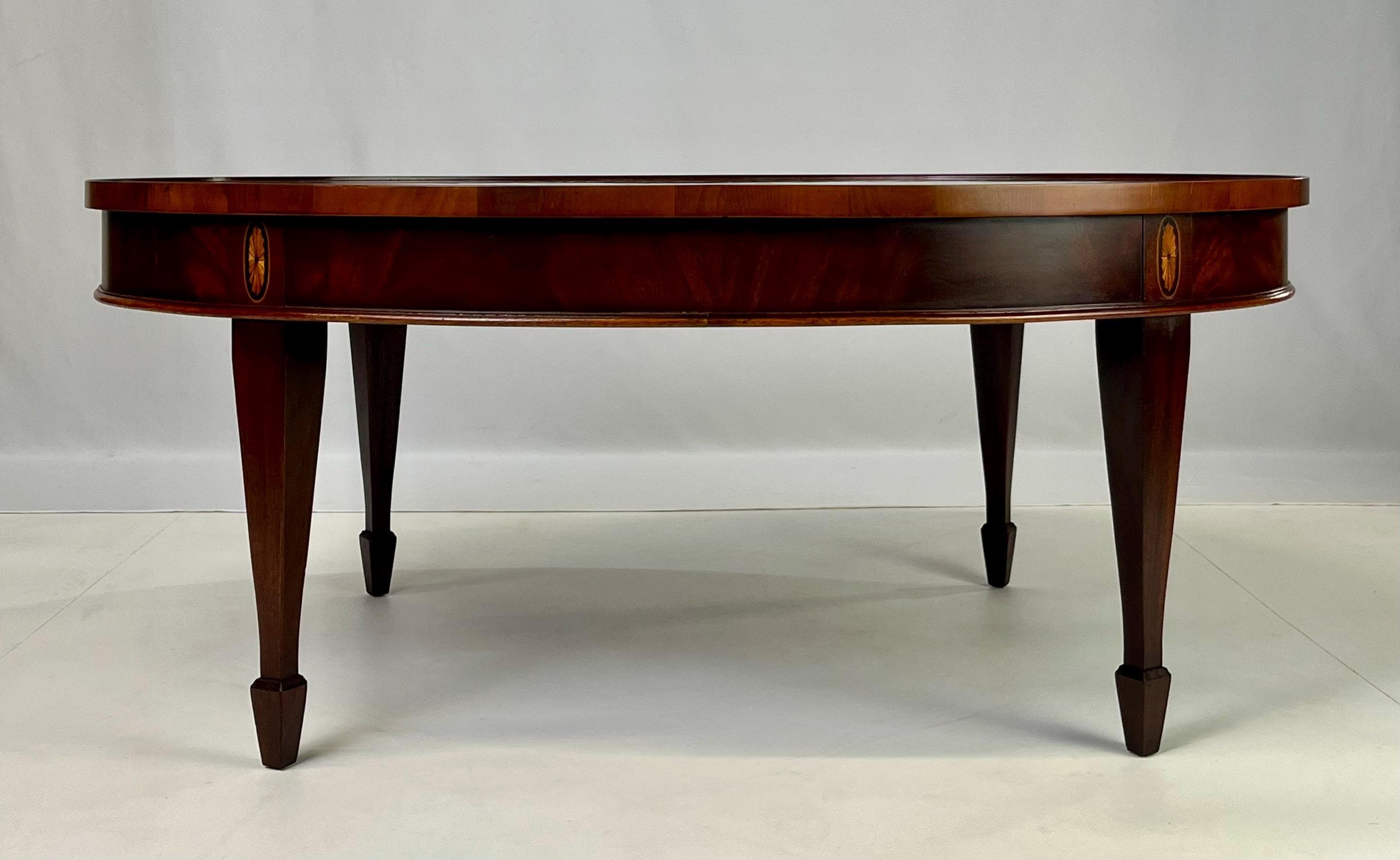 Hekman Grand Rapids Inlaid Crotch Mahogany Oval Coffee Table - Thumbnail 9
