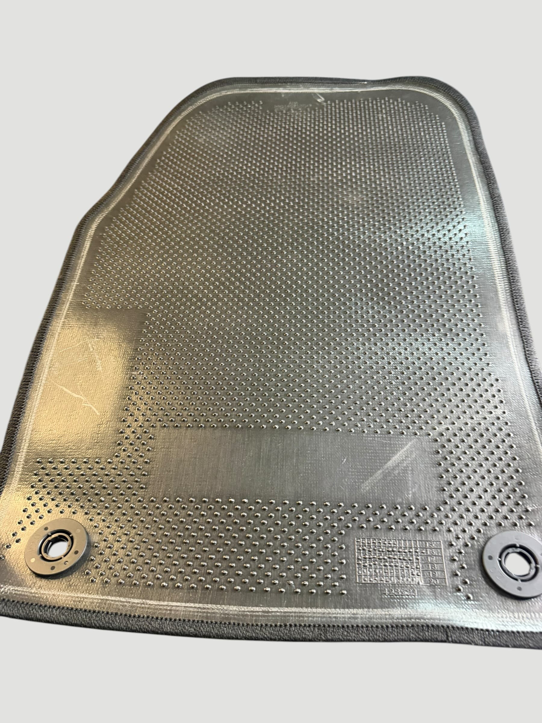 Mopar OEM 4pc Black Carpet Floor Mat Set Jeep Grand Cherokee 2011-2021 42858J ANA - Thumbnail 4