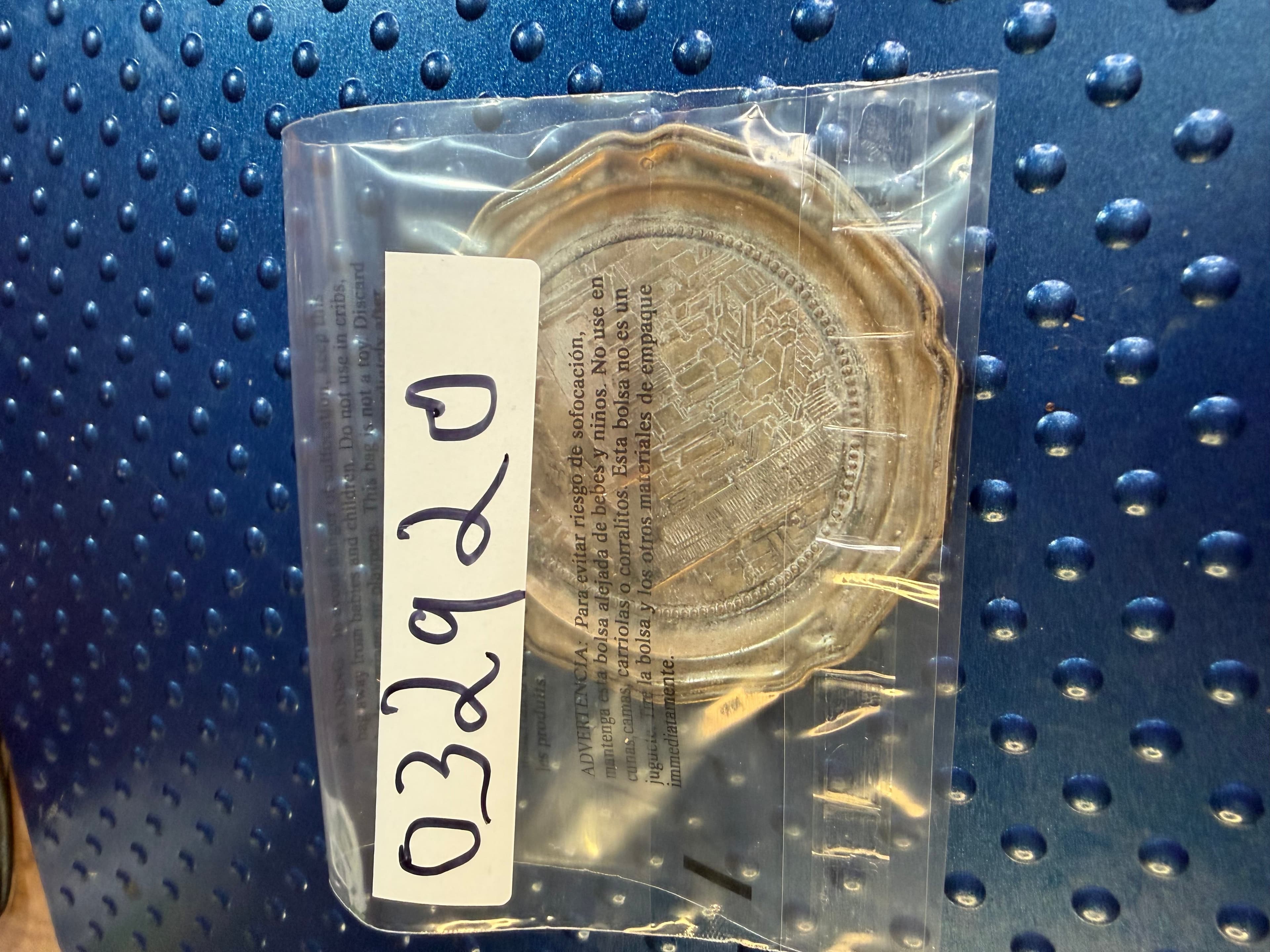 Vintage Chicago Skyline Souvenir Ashtray Trinket Dish Made USA Americana Decor - Thumbnail 2