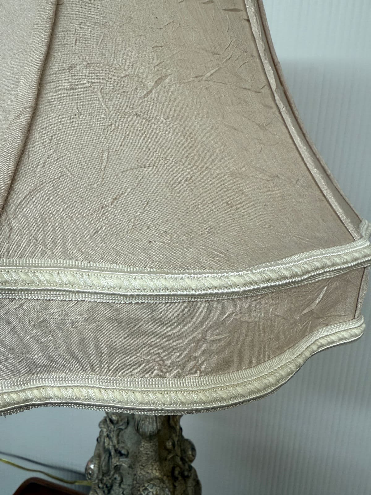 Vintage Style Dolphin Embellished Table Lamp - Thumbnail 13