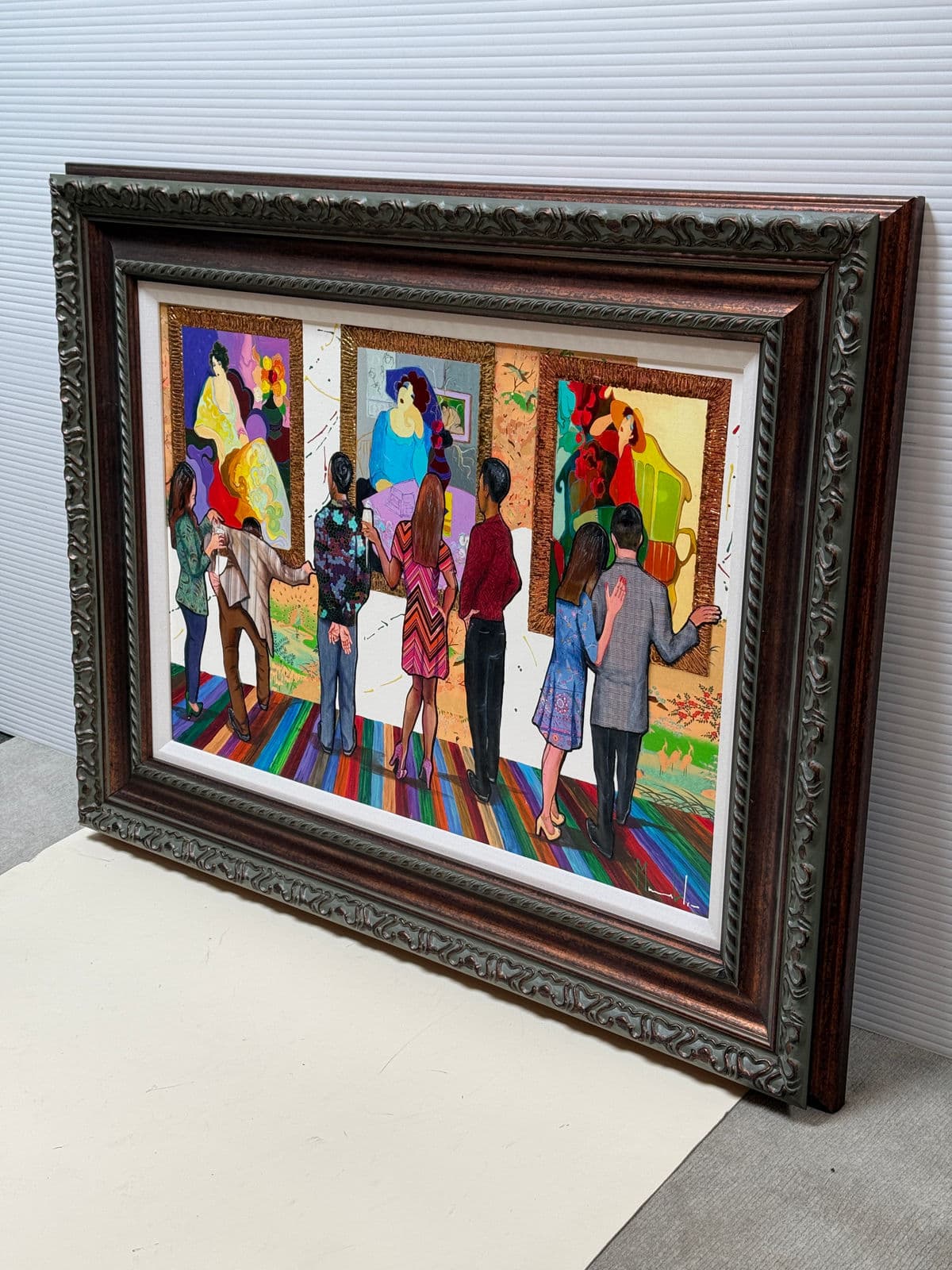 Circa 2015 Marcus Glenn "Stepping Out at the Gallery With Tarkay" Giclee - Thumbnail 7