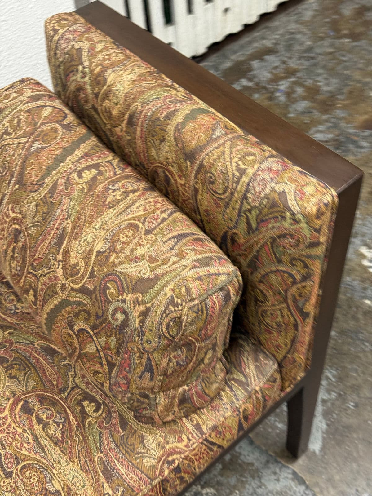Pearson Furniture Paisley Printed Bench + Lumbar Pillows - Thumbnail 13