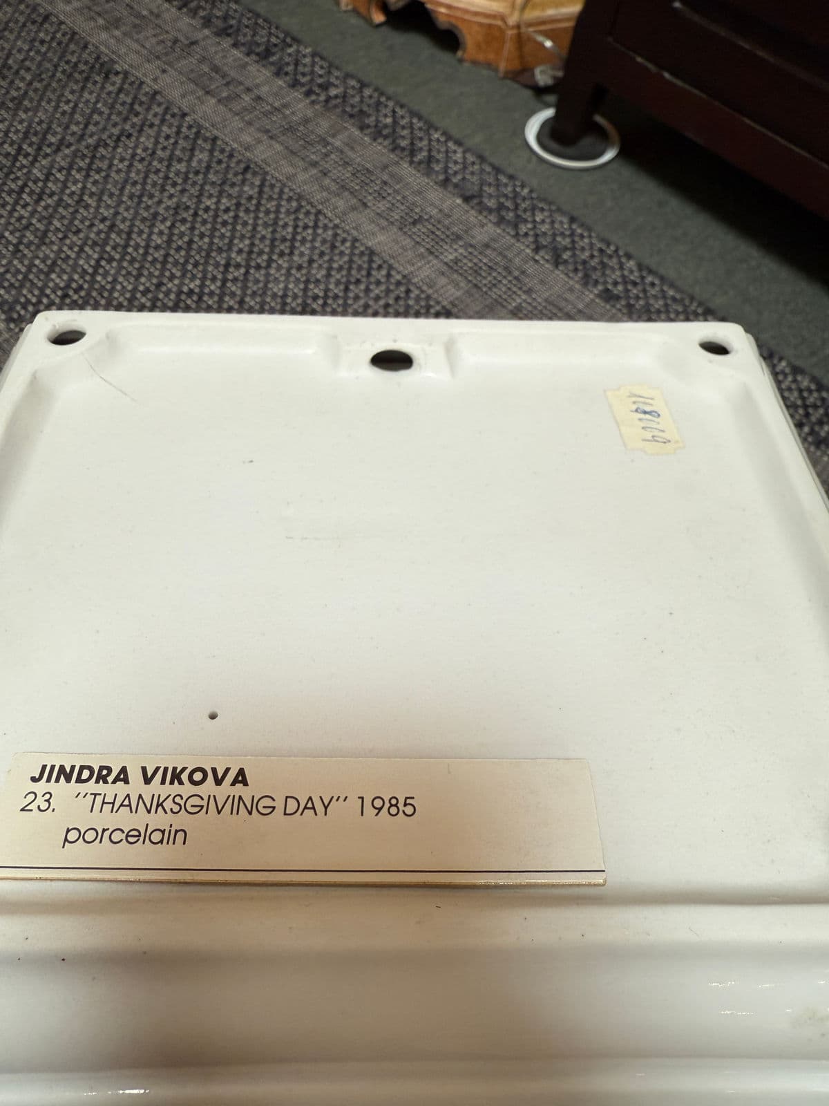 Circa 1985 Jindra Vikova "Thanksgiving Day" Porcelain Sculpture - Thumbnail 7