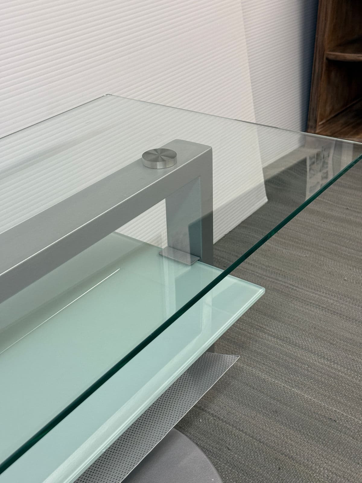 Amalfi Glass + Steel Swivel Media Stand - Thumbnail 7