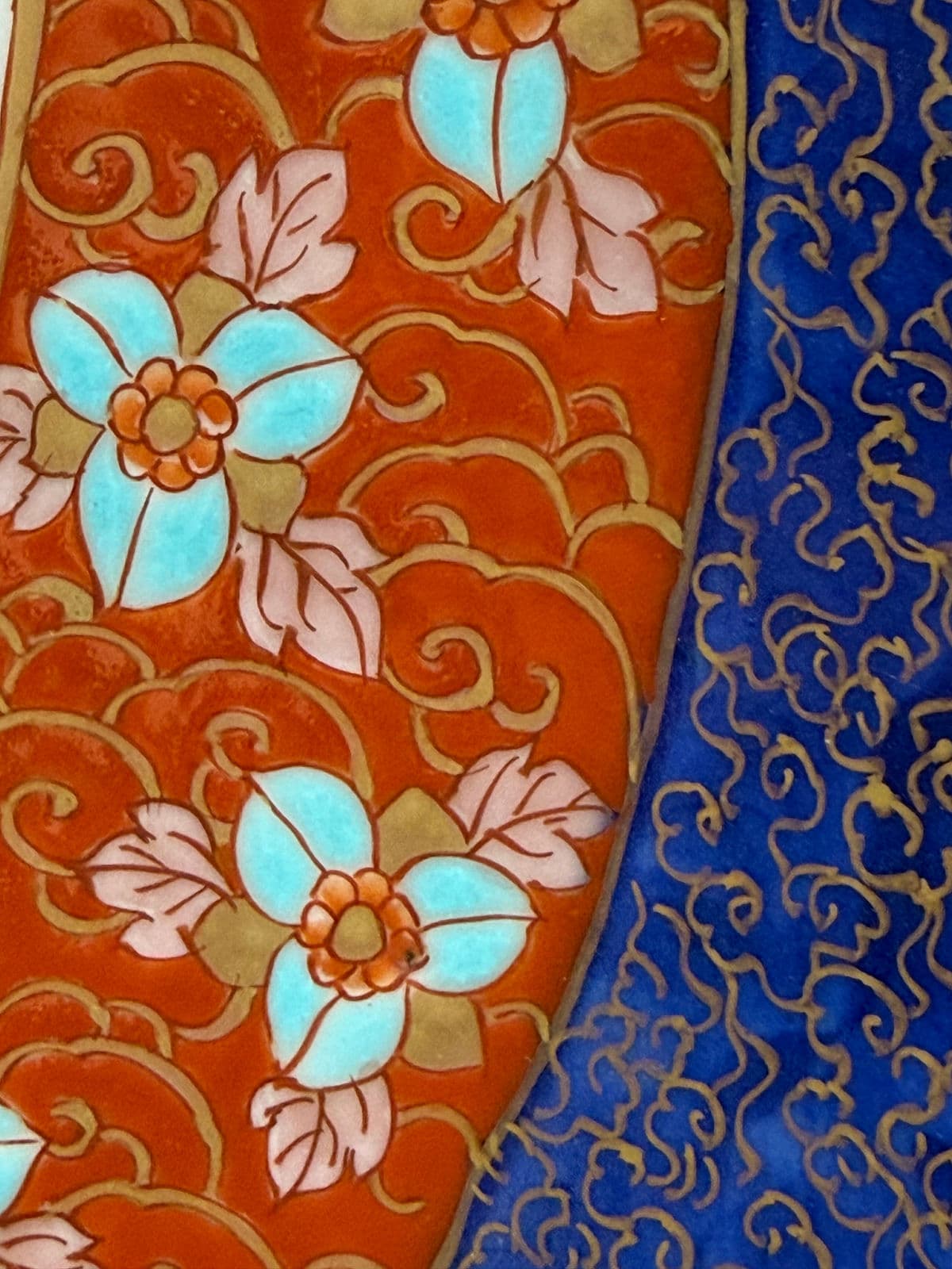 19th Century Imari Large Round Charger + Wall Hanging - Thumbnail 9