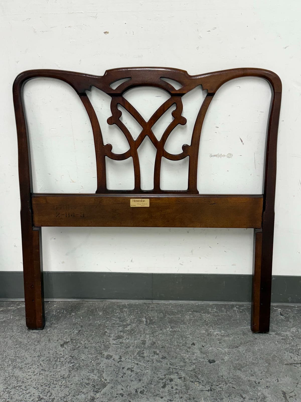 Twin Size Henredon Chippendale Mahogany Head Board - Thumbnail 3