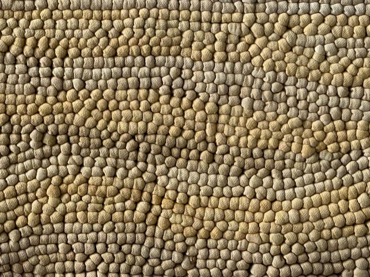 14ft X 21ft 3in South American Hand Hooked Area Rug - Thumbnail 6