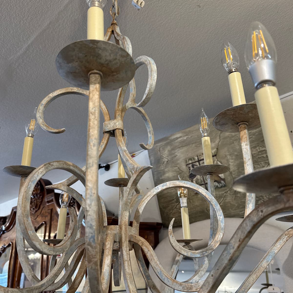 J. Clayton Lighting Shed Metal 12 Light Chandelier - Thumbnail 11