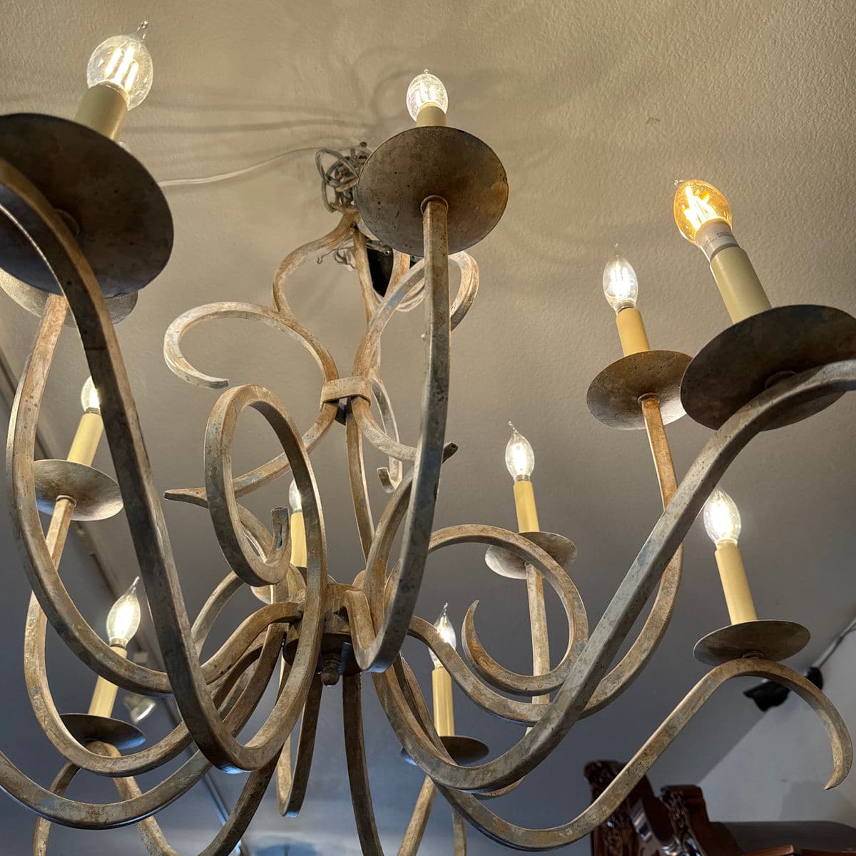 J. Clayton Lighting Shed Metal 12 Light Chandelier - Thumbnail 13