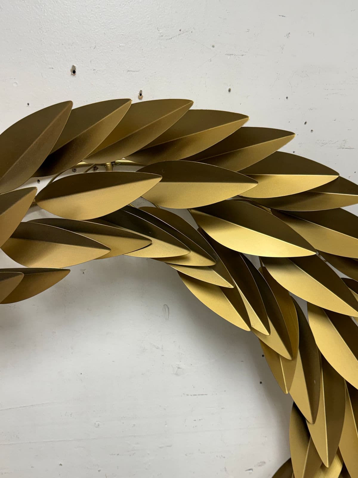 Restoration Hardware Brass Laurel Leaf Wreath, Medium - Thumbnail 6