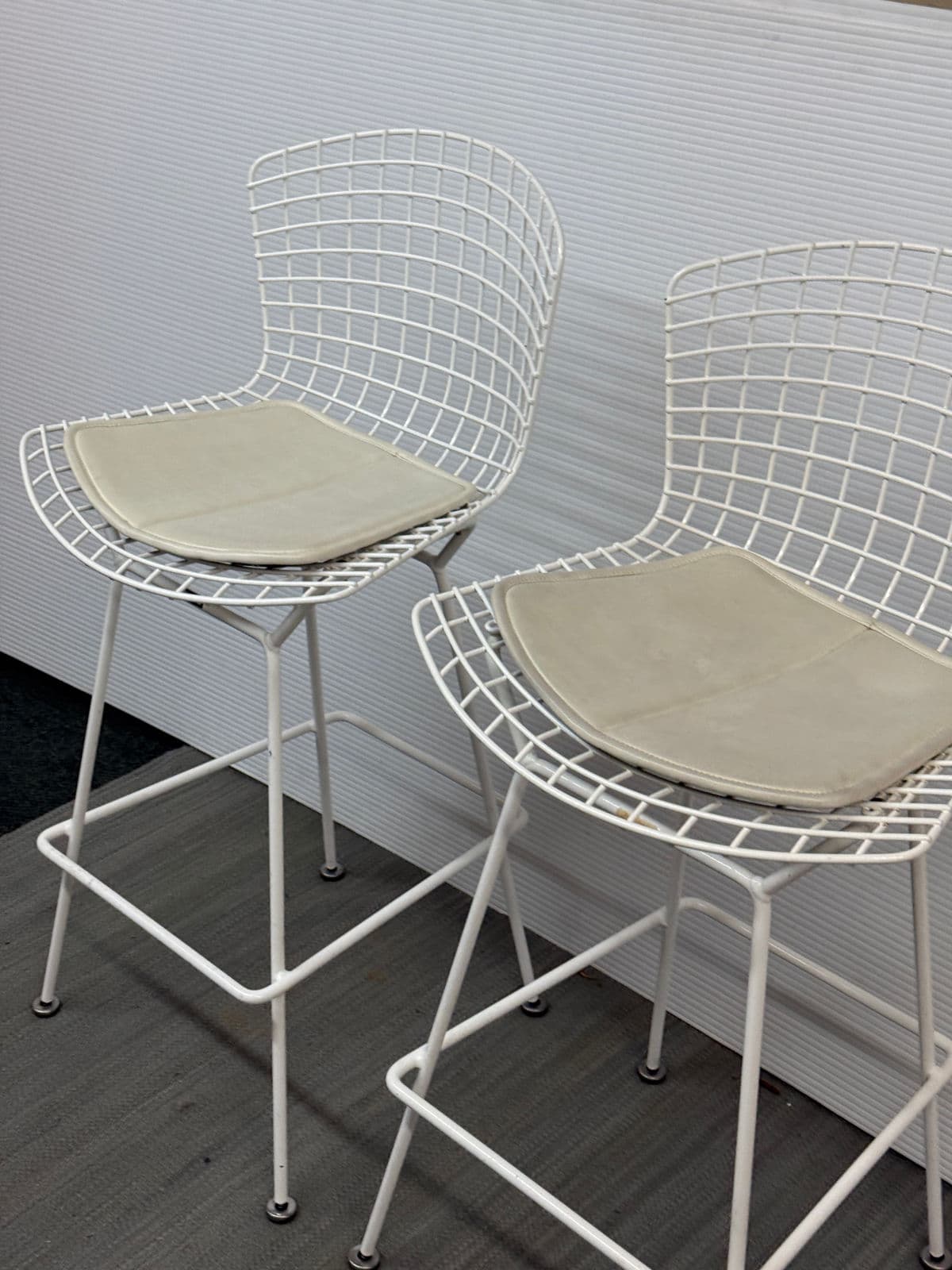 Harry Bertoia for Knoll Bar Stools, Pair - Thumbnail 6