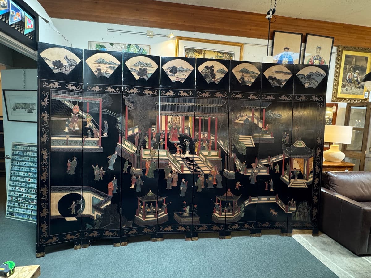 Vintage Chinese Eight Panel Lacquer Coromandel Screen - Thumbnail 8