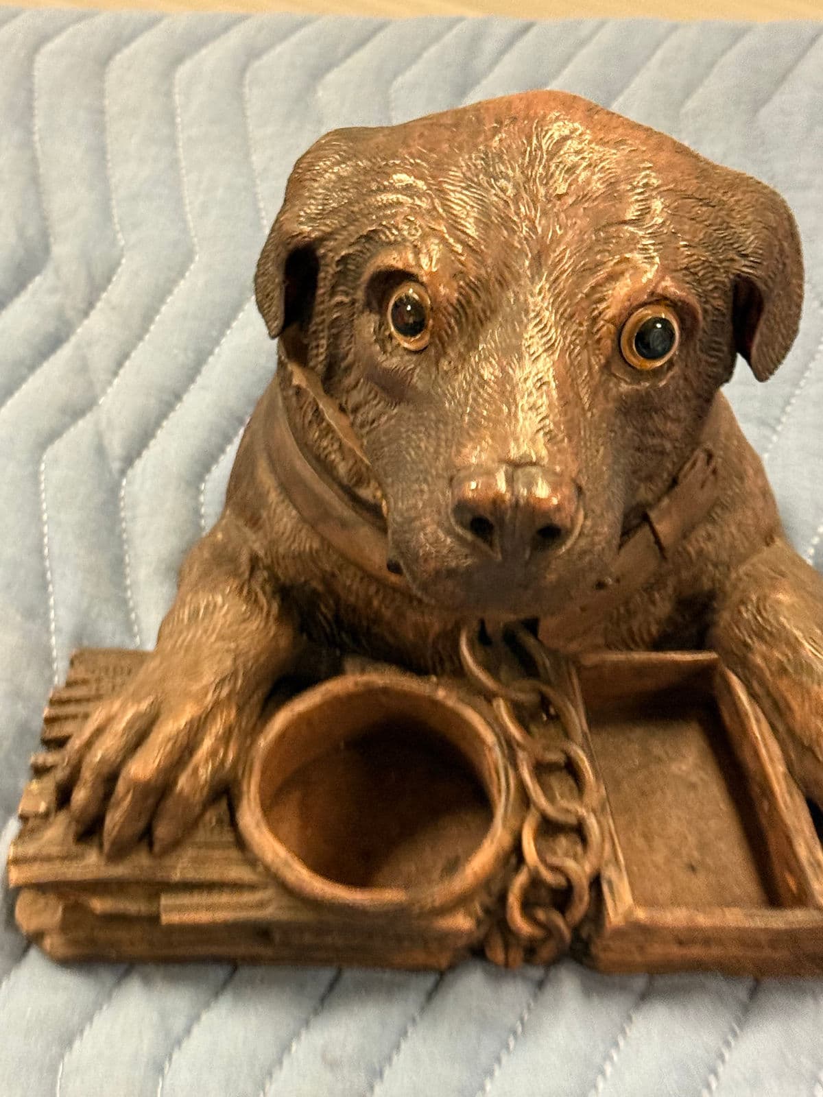 Circa 1860 Walnut Black Forest Dog Tobacco Box - Thumbnail 7