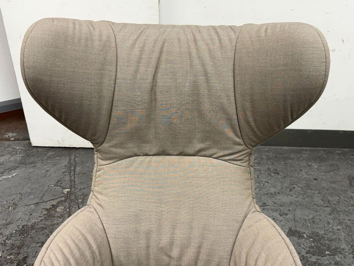 Patrick Norguet for Cassina P22 Armchair - Thumbnail 8