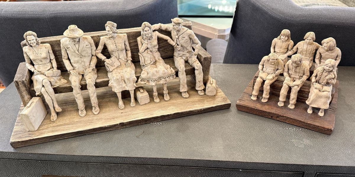 Circa 1990's Betty Difuntorum "The Waiting" Resin Sculpture - Thumbnail 13