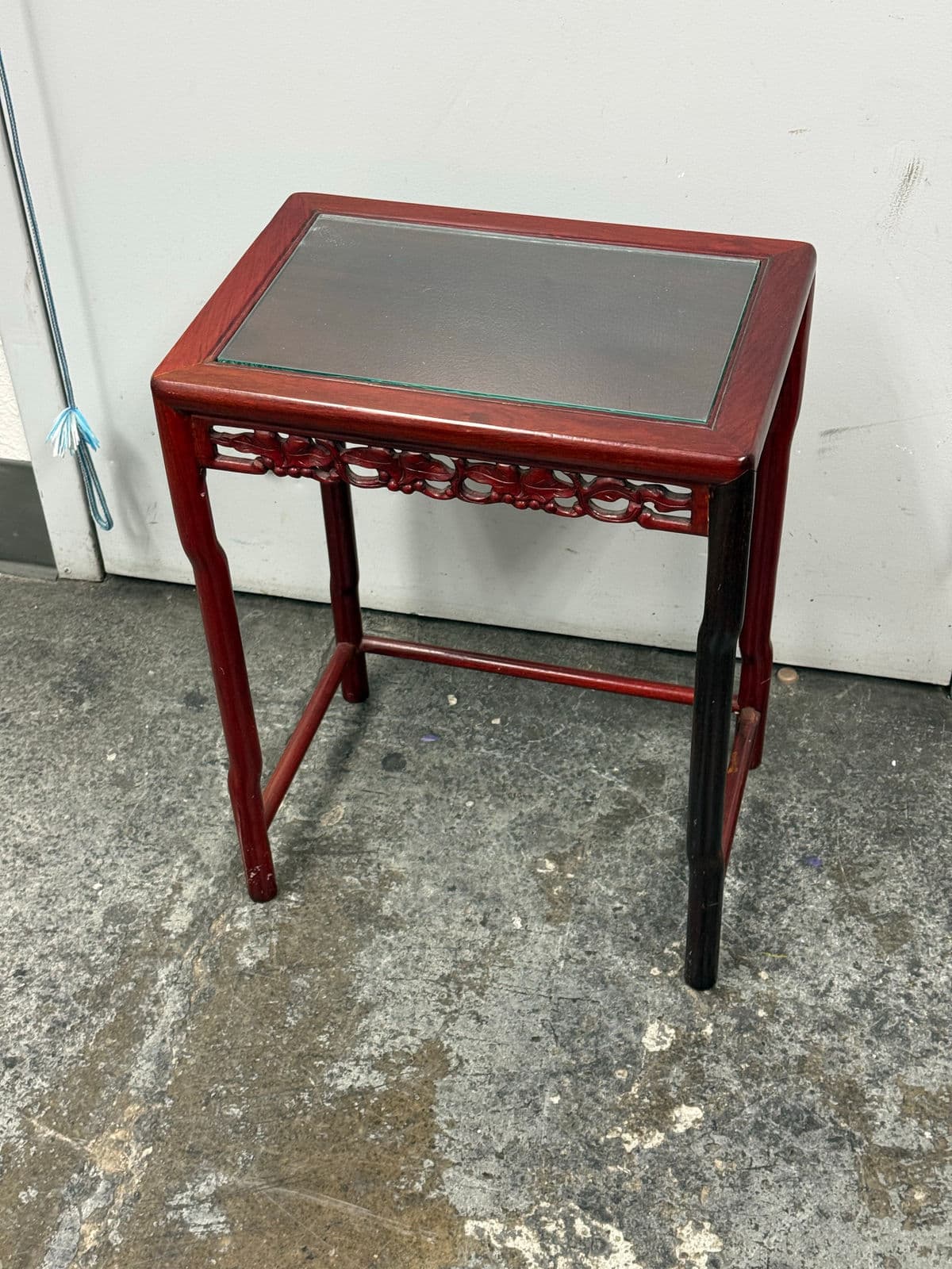 Vintage Chinese Carved Rosewood Side Nesting Table - Thumbnail 9