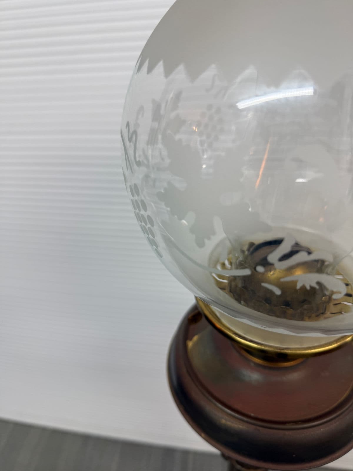 Victorian Brass + Glass Banquet Oil Lamp - Thumbnail 11