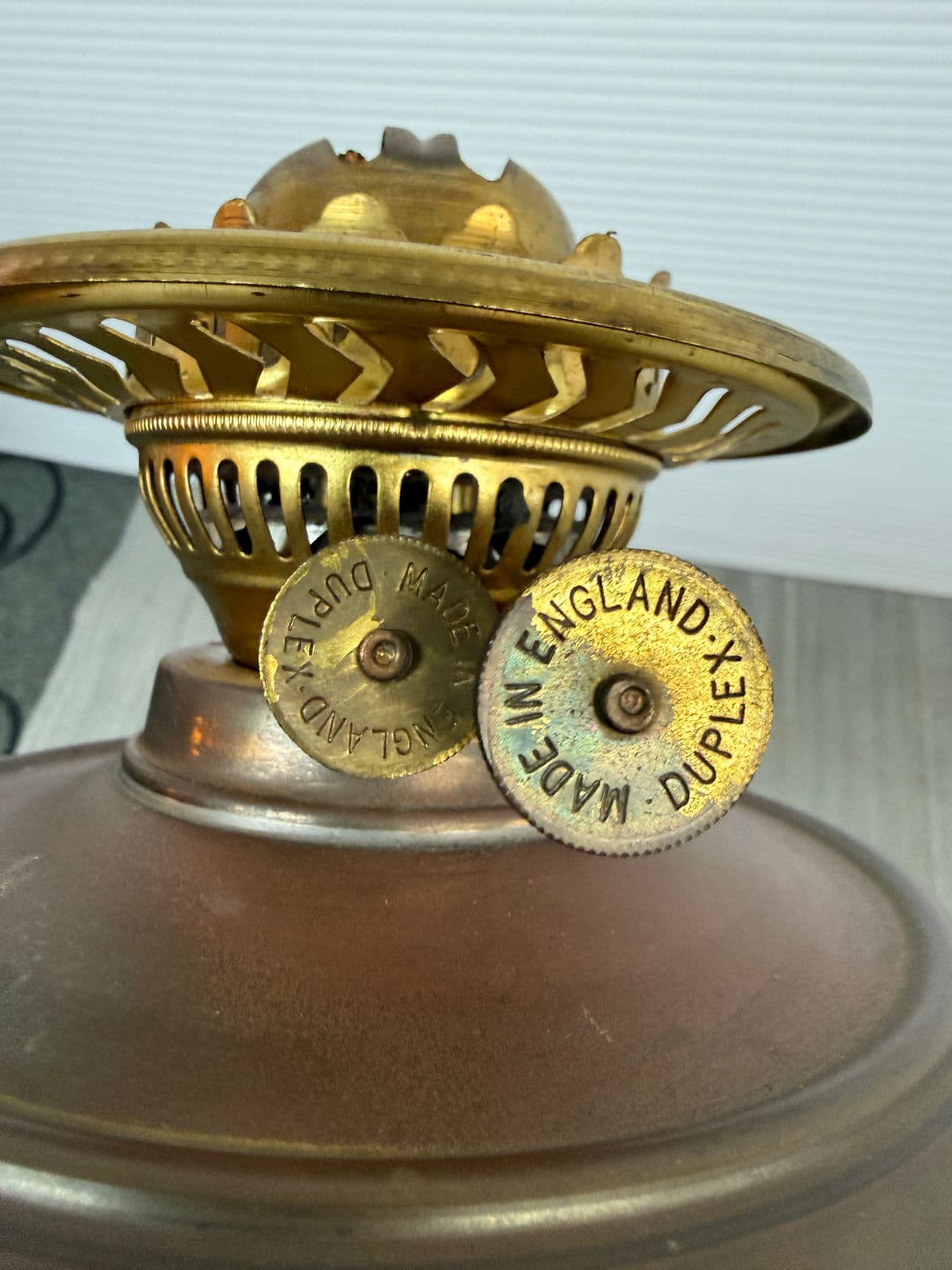 Victorian Brass + Glass Banquet Oil Lamp - Thumbnail 4