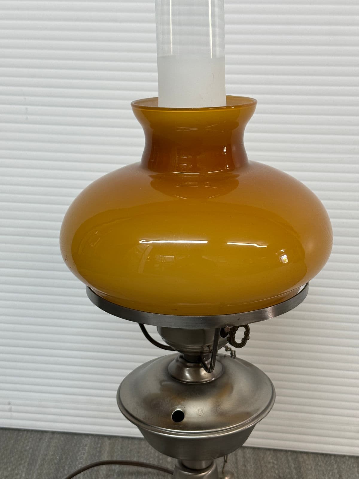 Vintage Style Metal Table Lamp + Glass Chimney Shade - Thumbnail 7