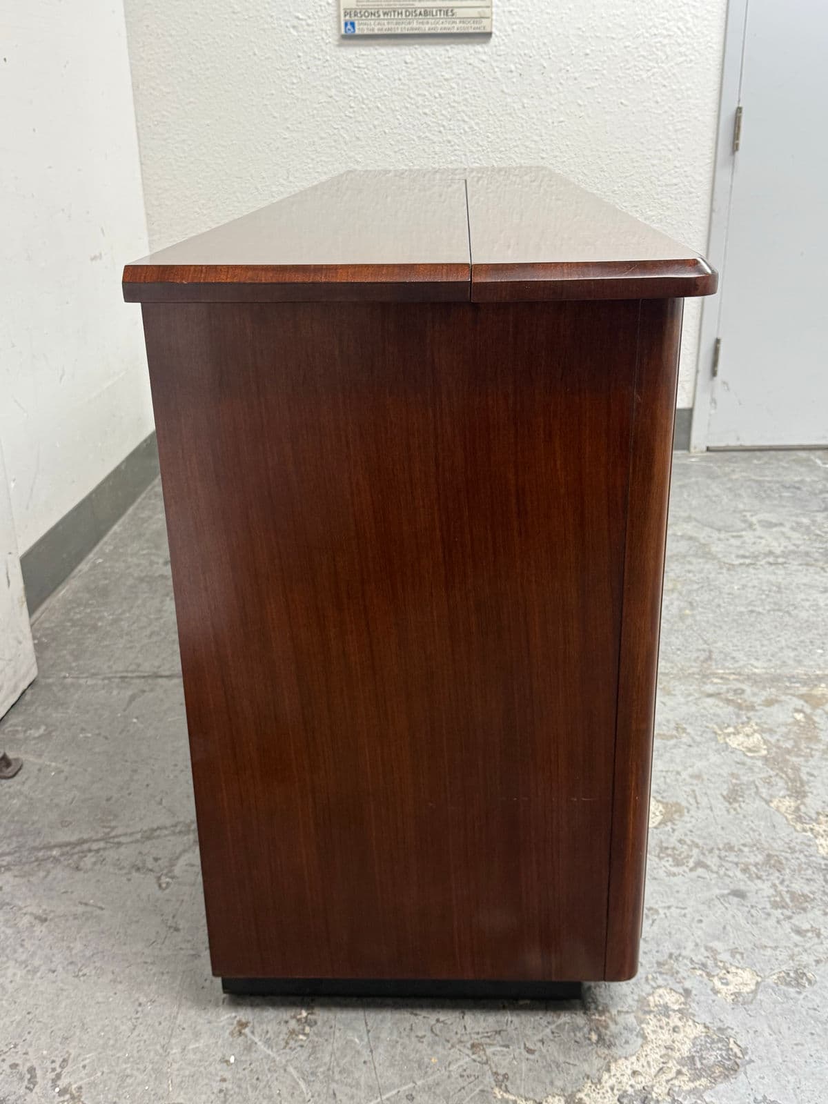 Walt Disney Signature for Drexel Heritage Flat Panel Screen Lift Console - Thumbnail 7