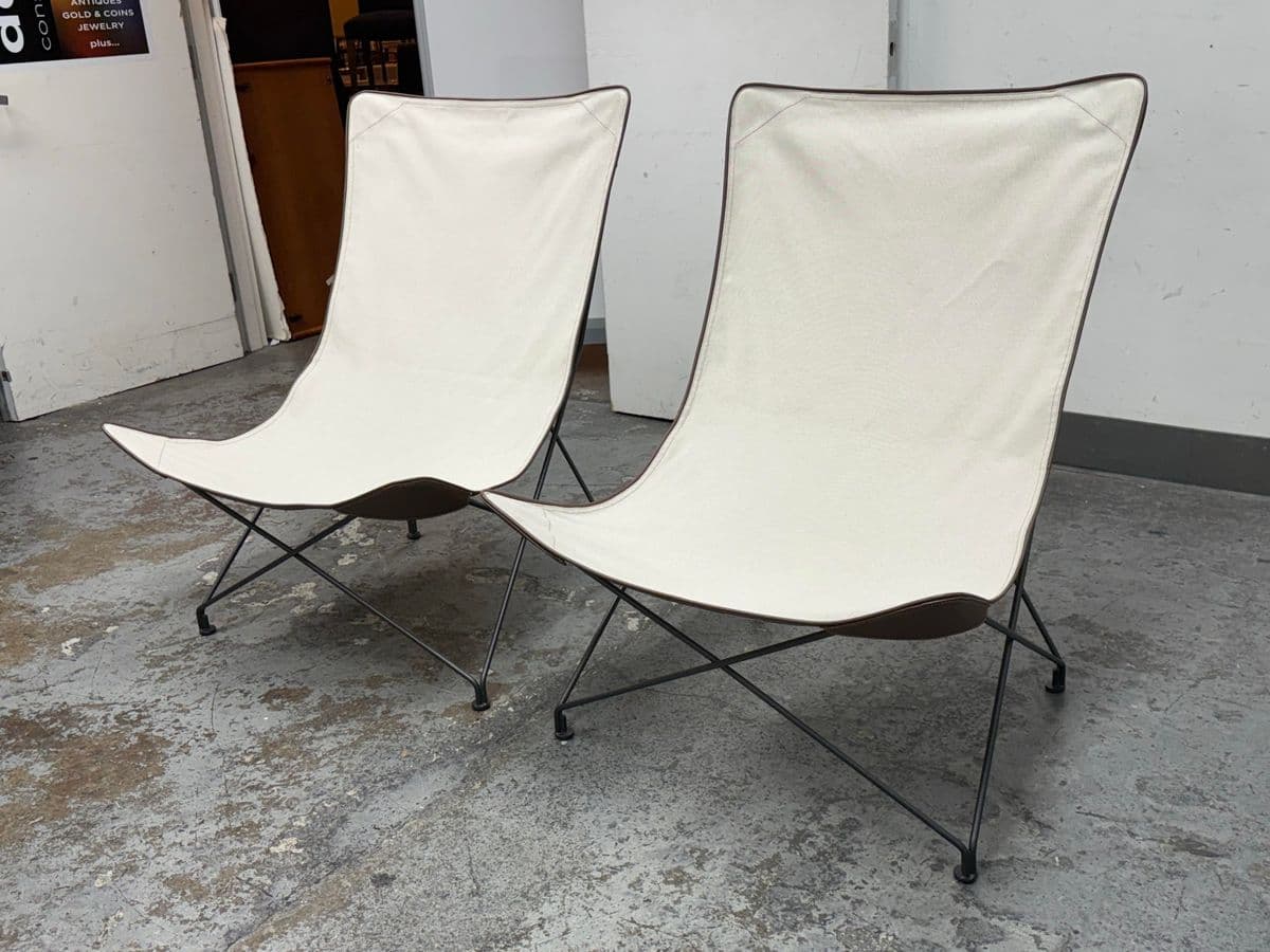 Rodolfo Dordoni for Roda Lawrence 390 Lounge Armchairs, Pair - Thumbnail 3