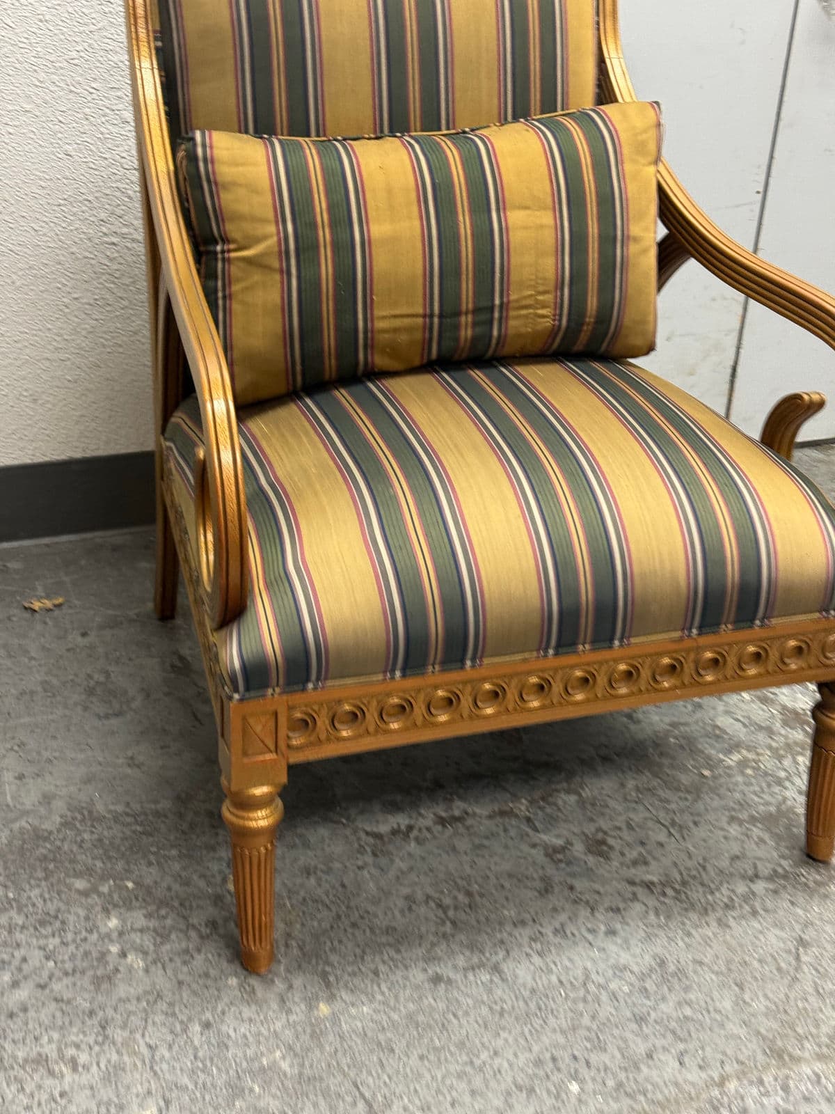 Vintage Henredon French Regency Style Carved Arm Chair. - Thumbnail 5