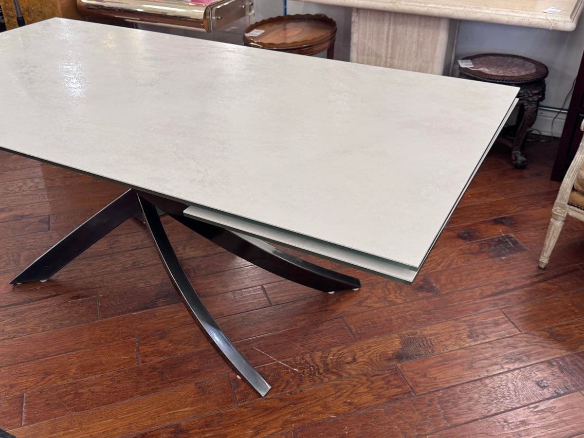 Dondoli + Pocci for Bontempi Artistico Extension Dining Table - Thumbnail 8