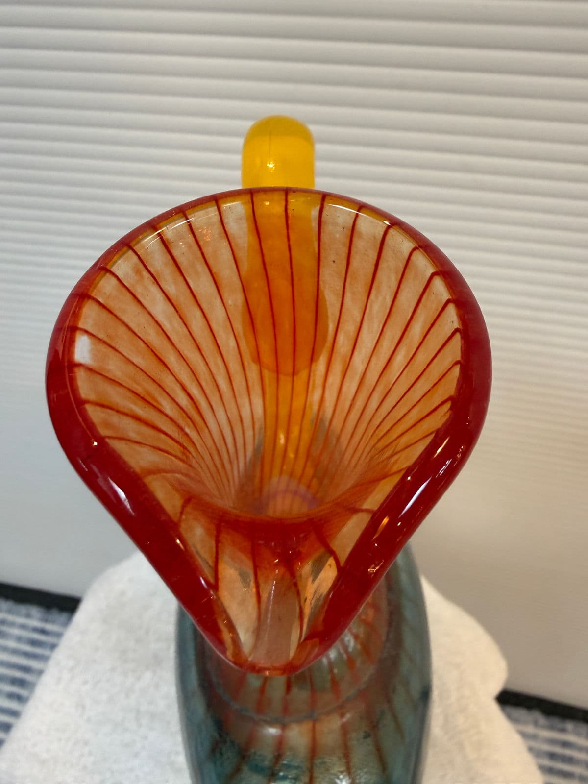 Circa 1989 Kjell Engman for Kosta Boda Bon Bon Art Glass Pitcher + Goblet, Set - Thumbnail 9