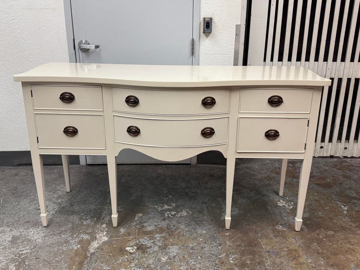 Vintage Drexel Off-White Credenza - Thumbnail 3