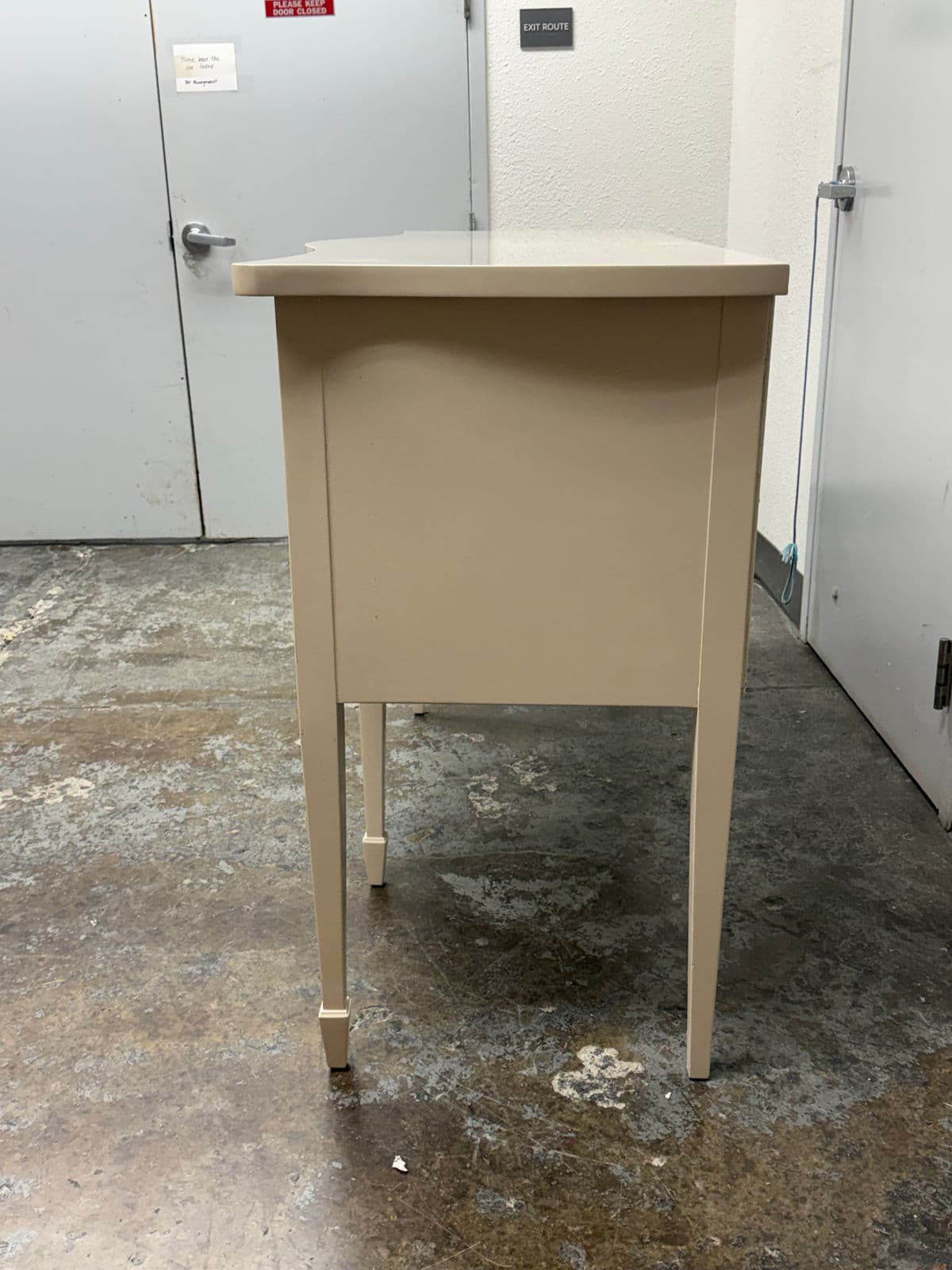 Vintage Drexel Off-White Credenza - Thumbnail 6