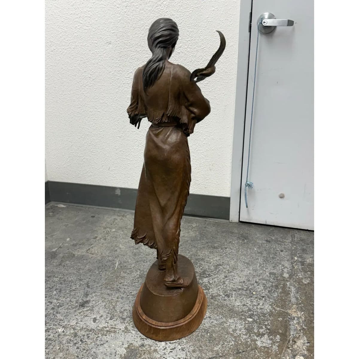 Roy Madsen's "Sacajawea: Bird Woman" Bronze Sculpture, Signed + Numbered 10 of 36 - Thumbnail 8