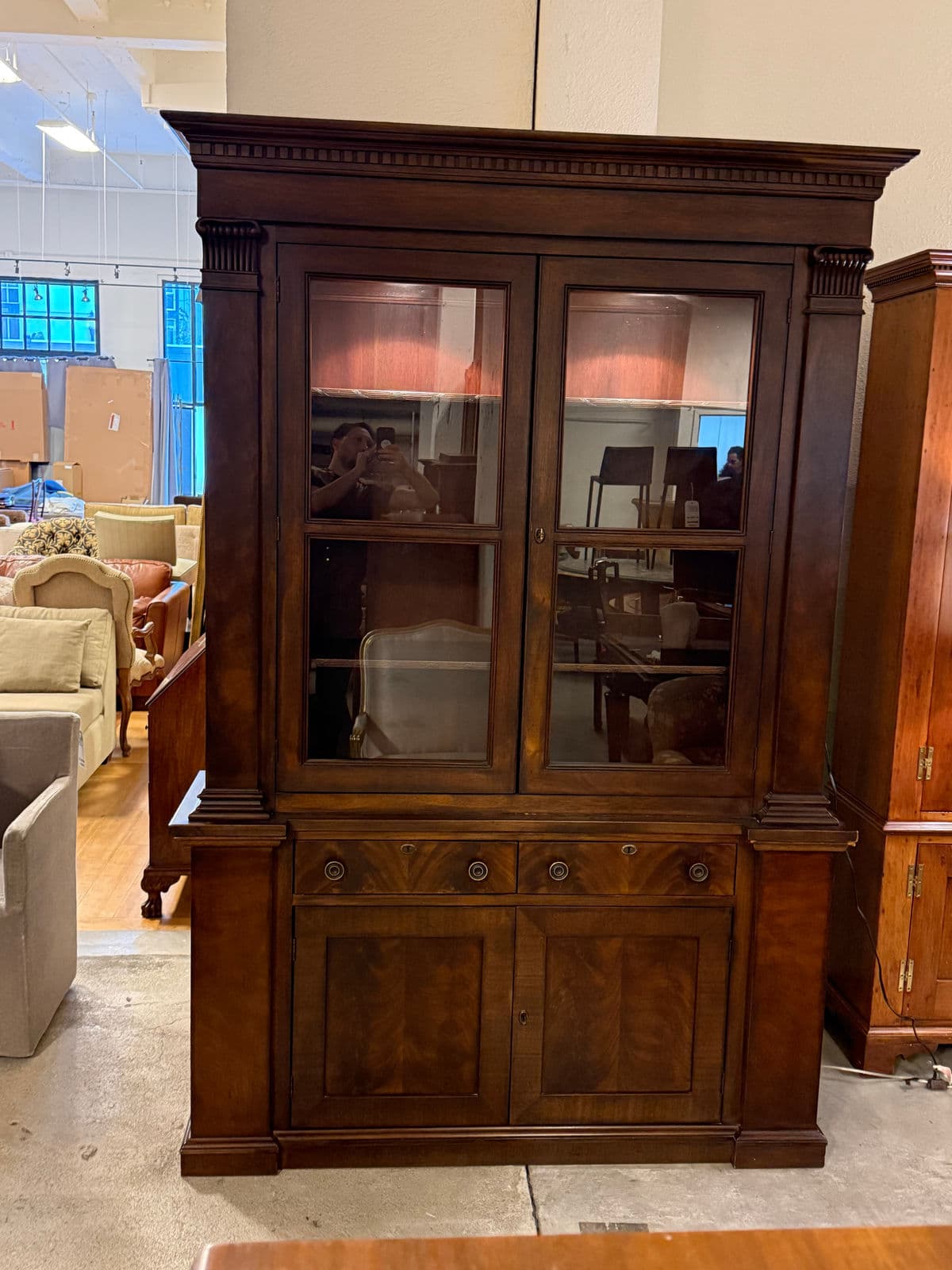 Drexel Heritage Covington Park Two Piece Hutch - Thumbnail 6