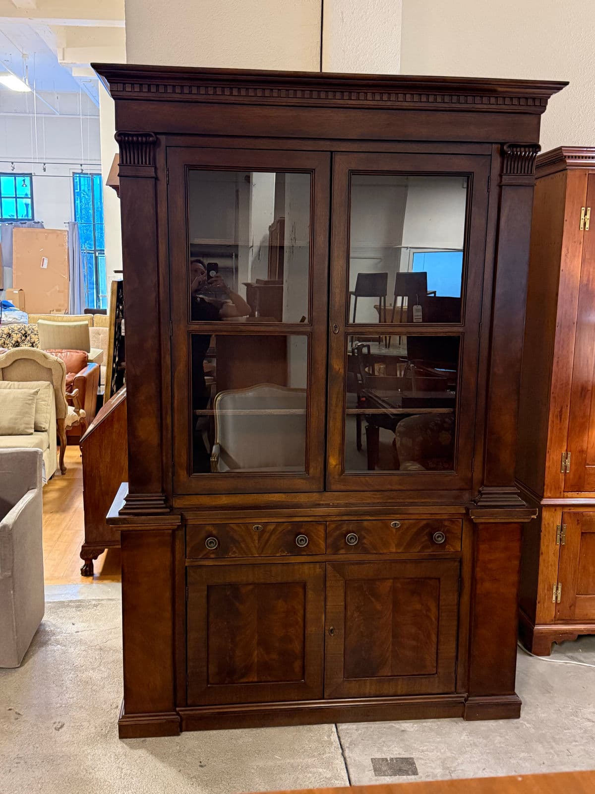 Drexel Heritage Covington Park Two Piece Hutch - Thumbnail 13