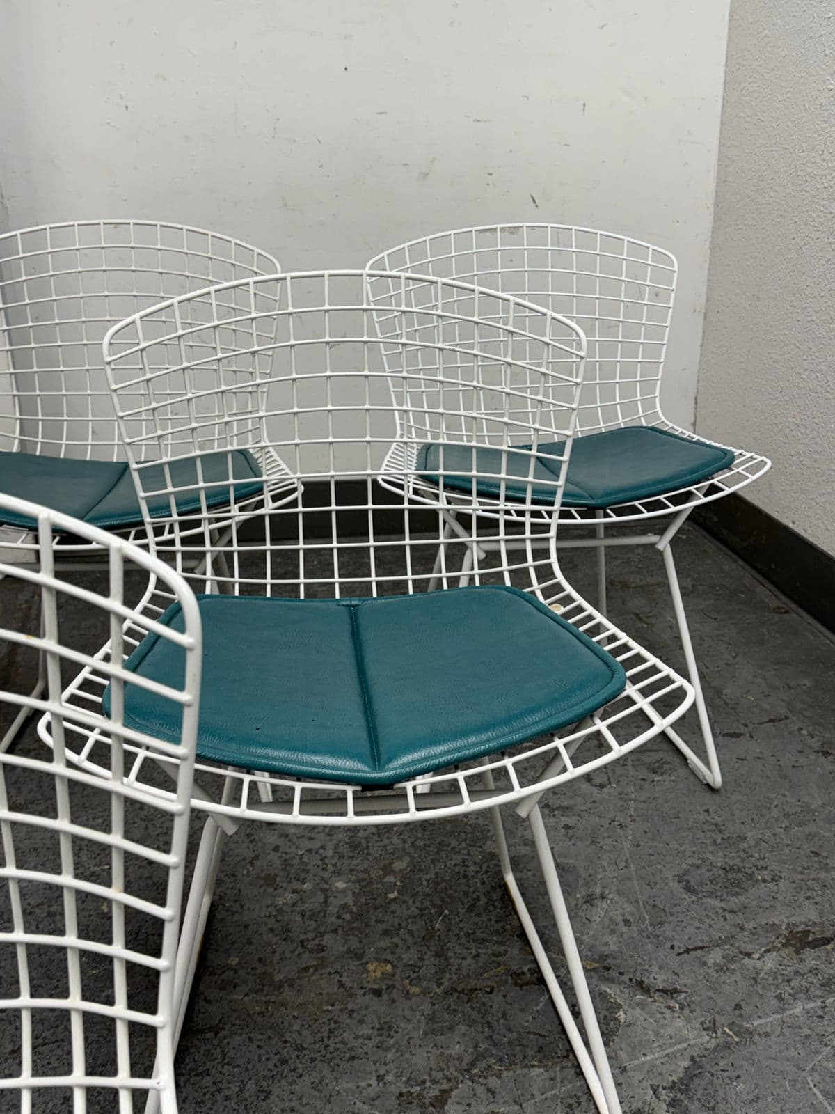 Harry Bertoia Side Chairs, Set of Six - Thumbnail 12