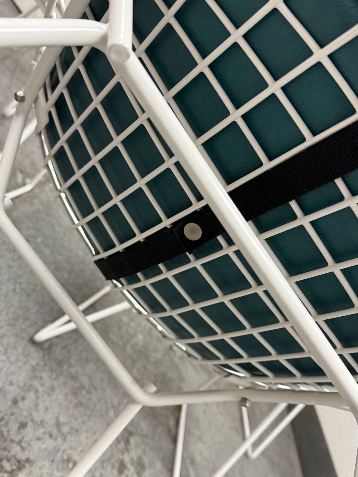 Harry Bertoia Side Chairs, Set of Six - Thumbnail 11