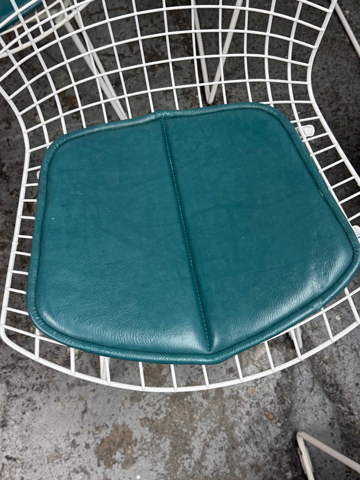 Harry Bertoia Side Chairs, Set of Six - Thumbnail 8