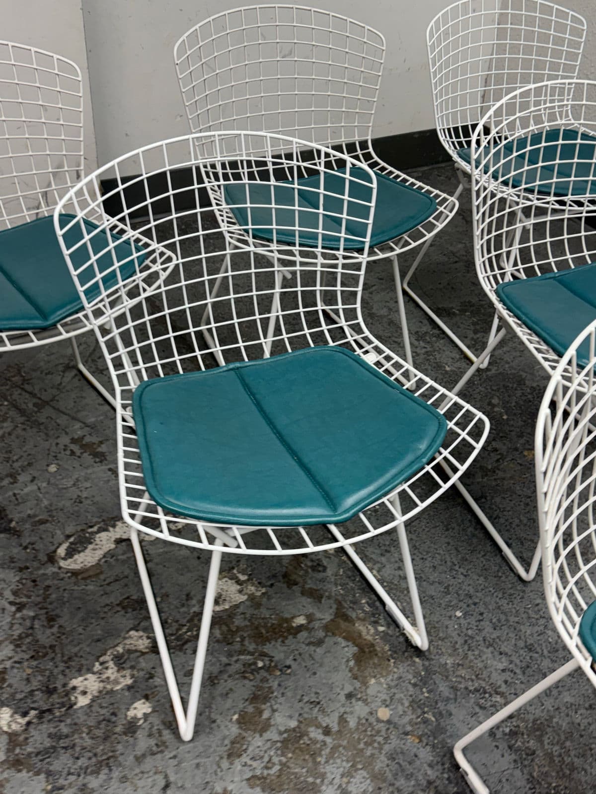 Harry Bertoia Side Chairs, Set of Six - Thumbnail 10