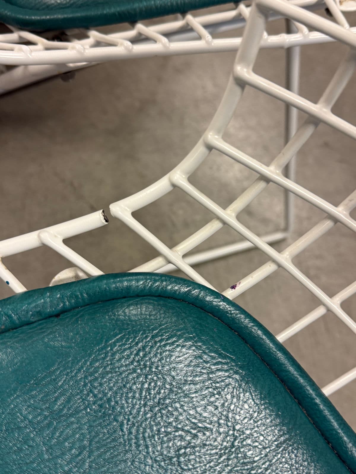 Harry Bertoia Side Chairs, Set of Six - Thumbnail 7