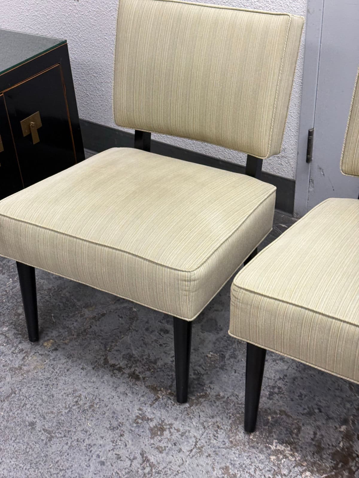 Room & Board GiGi Lounge Chairs, Pair - Thumbnail 12