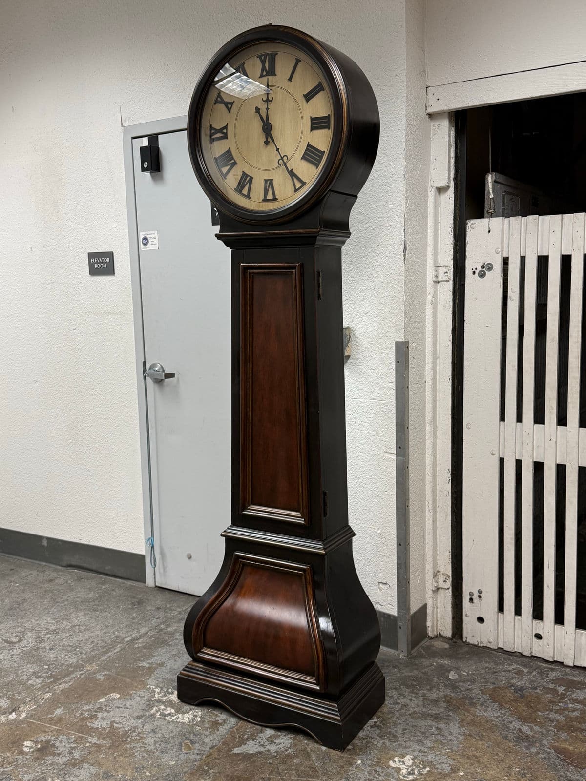 Hooker Furniture Seven Seas Collection Tall Clock - Thumbnail 4