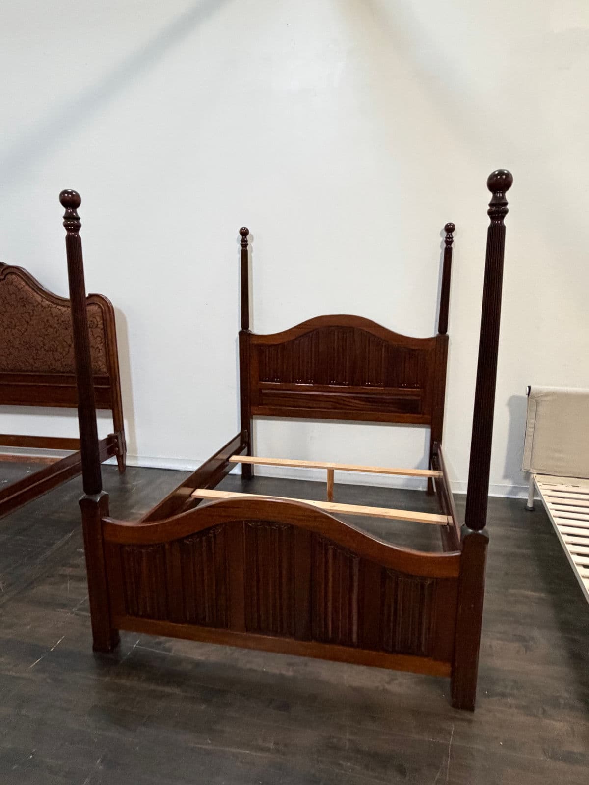 Queen Size Vintage British Four Poster Bed Frame - Thumbnail 10