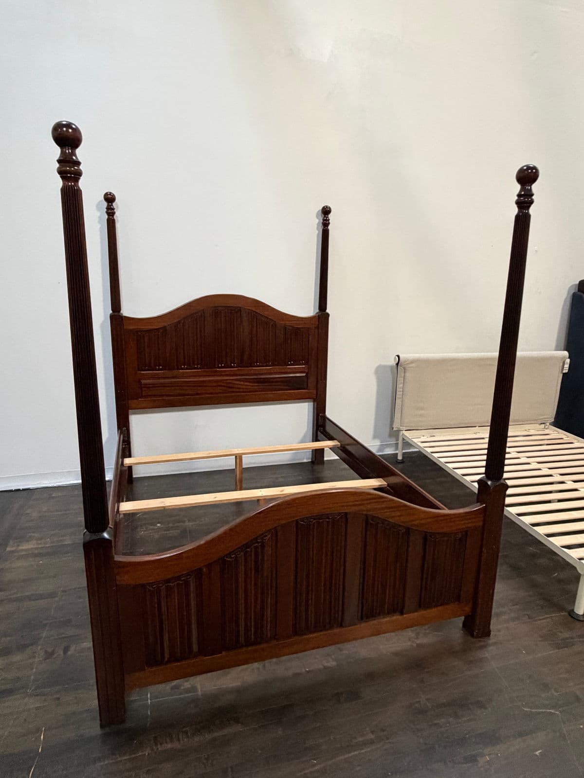 Queen Size Vintage British Four Poster Bed Frame - Thumbnail 3