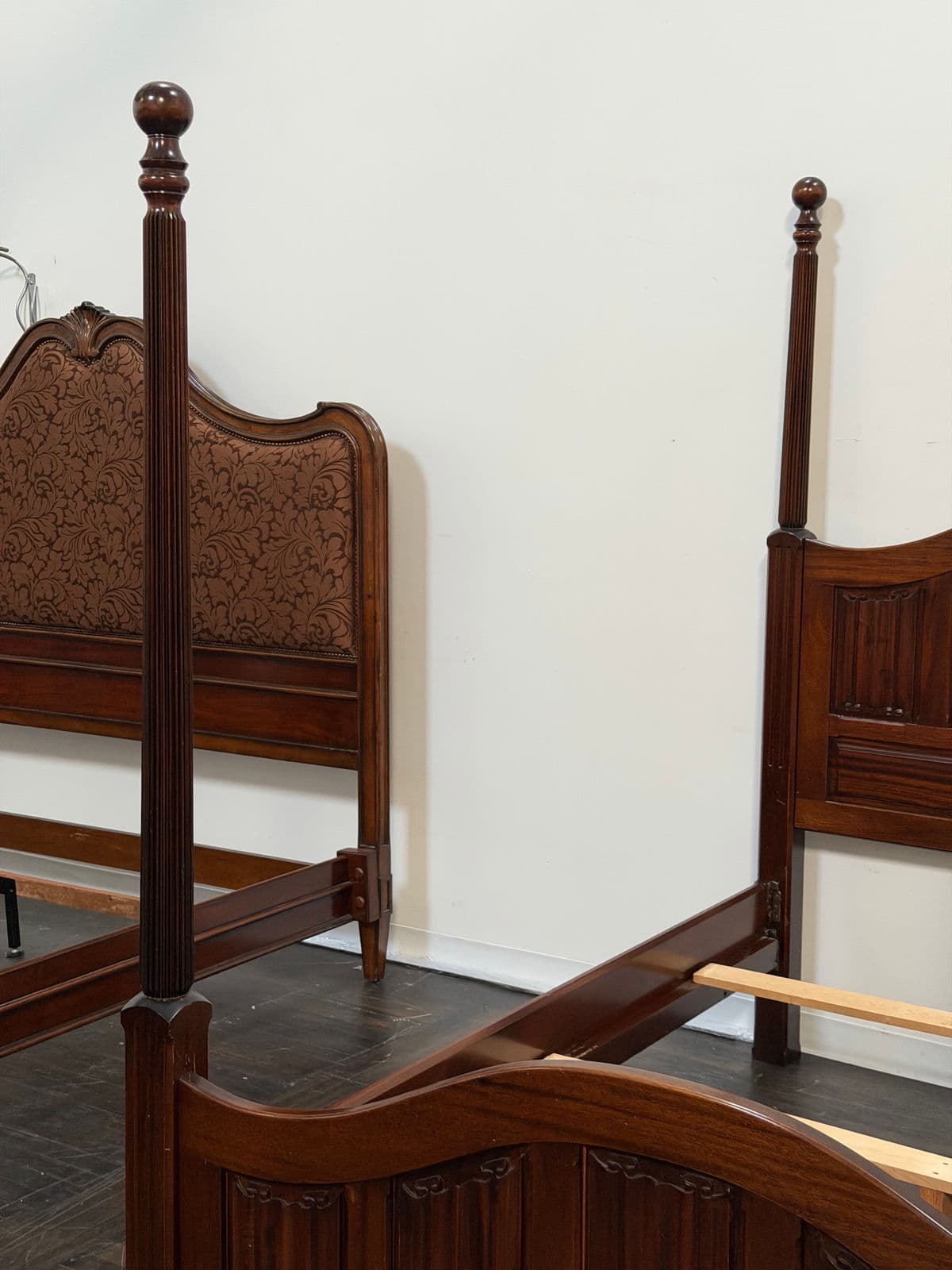 Queen Size Vintage British Four Poster Bed Frame - Thumbnail 6