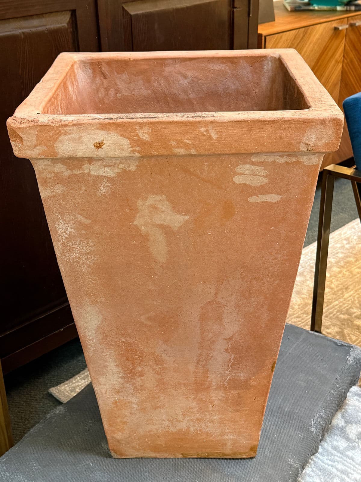 Trapezoidal Terracotta Planter - Thumbnail 4