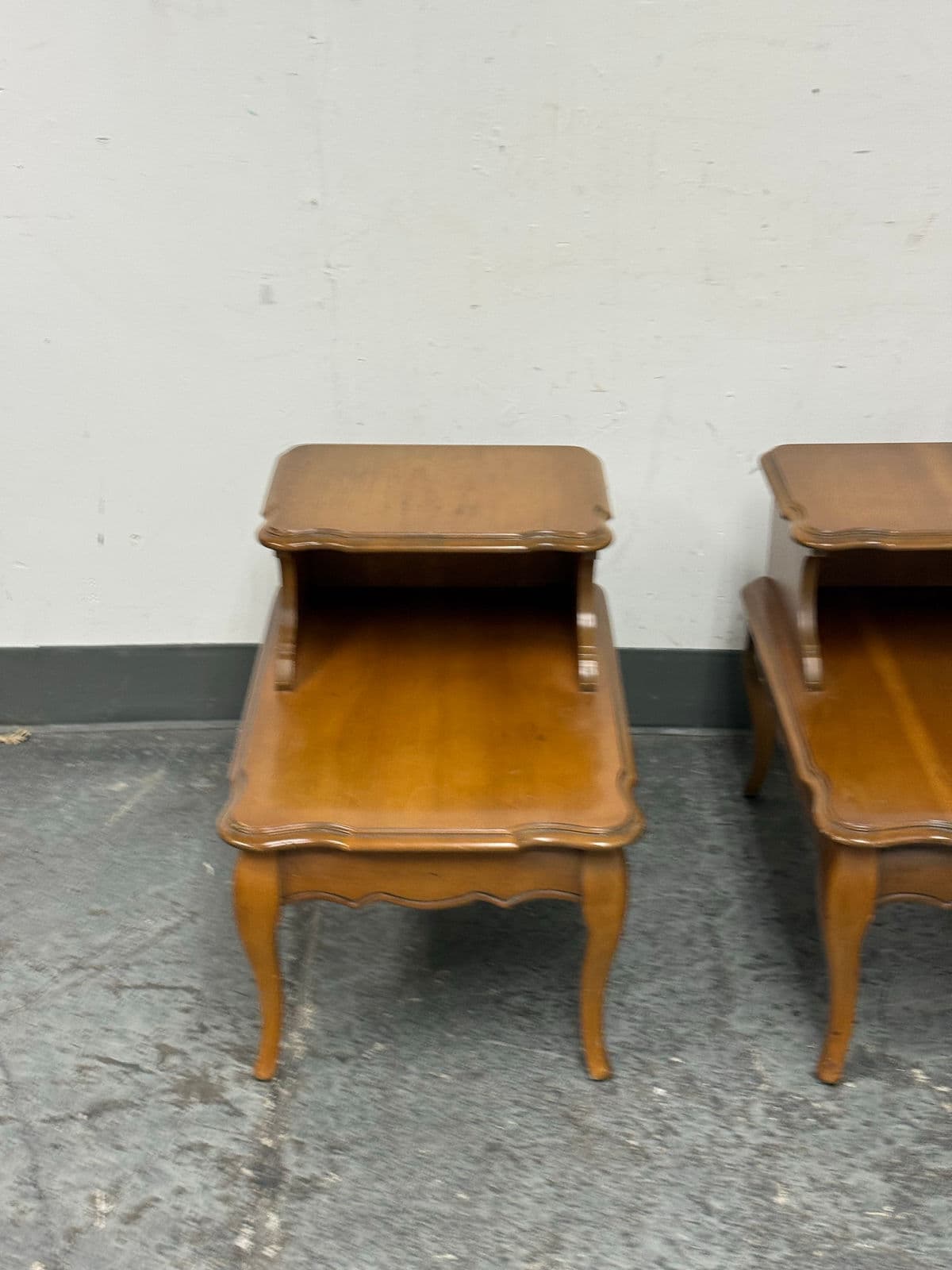 1970s Bassett Furniture Nightstands From Redlick-Newman Building, Pair - Thumbnail 11