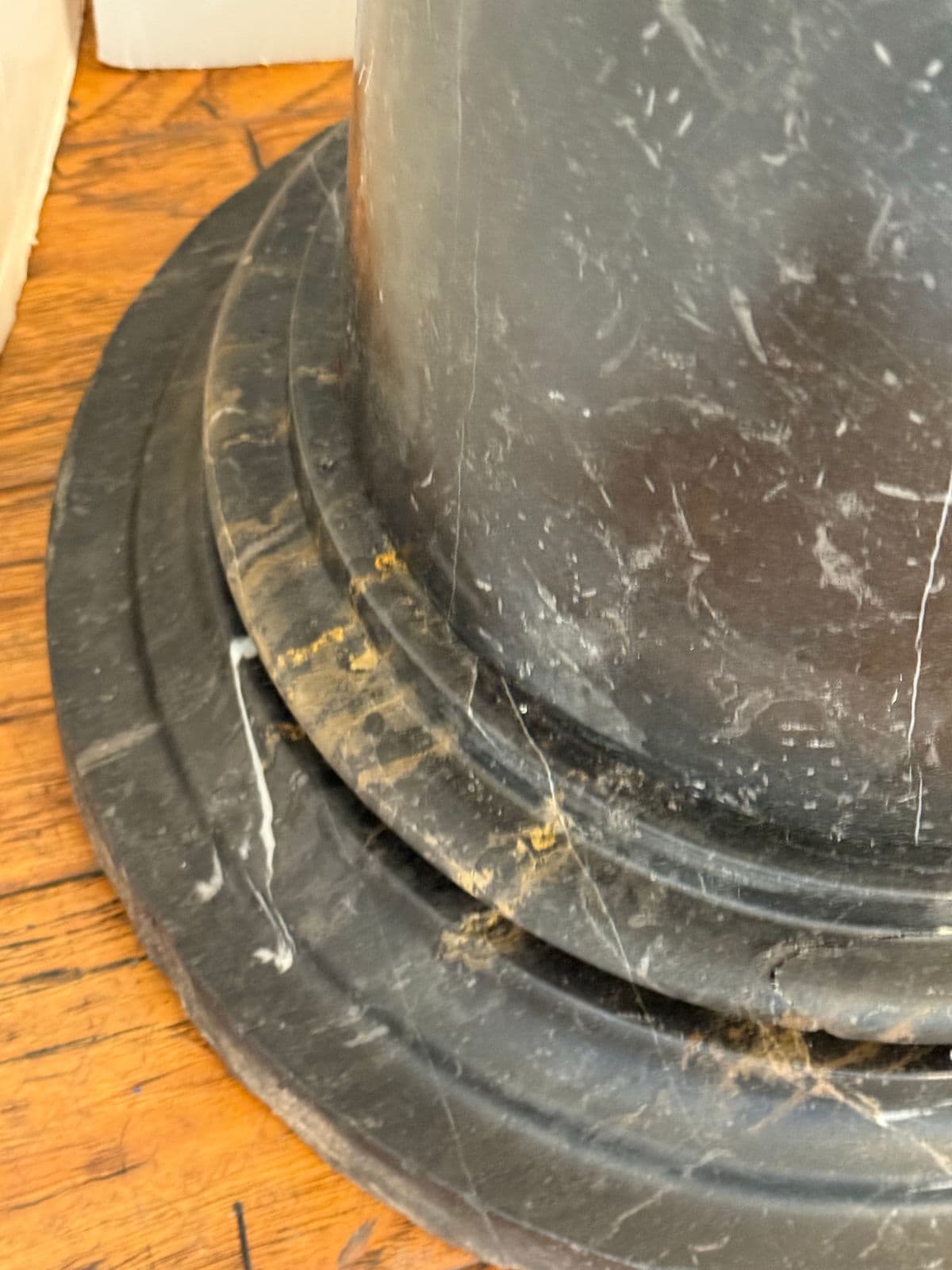 Neoclassical Marble Pedestal Table - Thumbnail 4