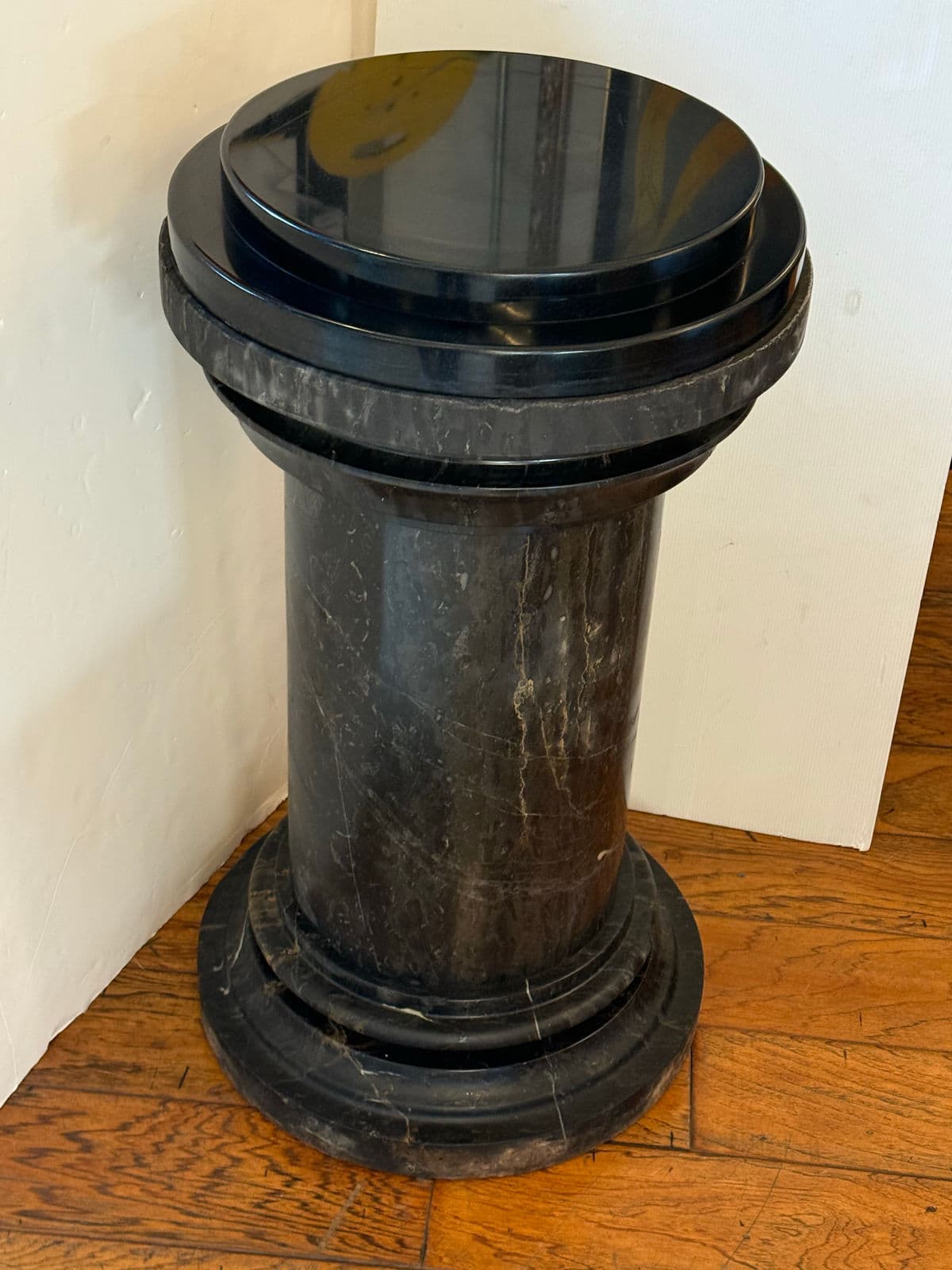 Neoclassical Marble Pedestal Table - Thumbnail 6