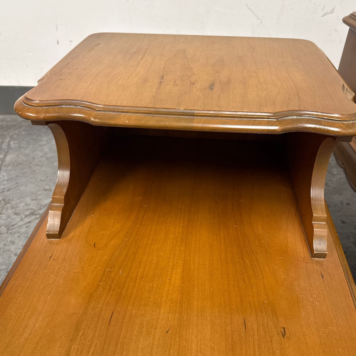 1970s Bassett Furniture Nightstands From Redlick-Newman Building, Pair - Thumbnail 13